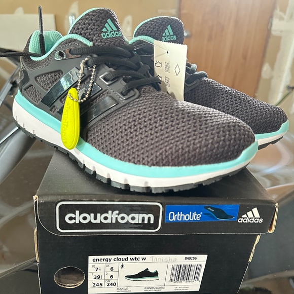BNWT Adidas Cloudfoam Energy Cloud WTC - Women’s Size 7.5 - Picture 1 of 4